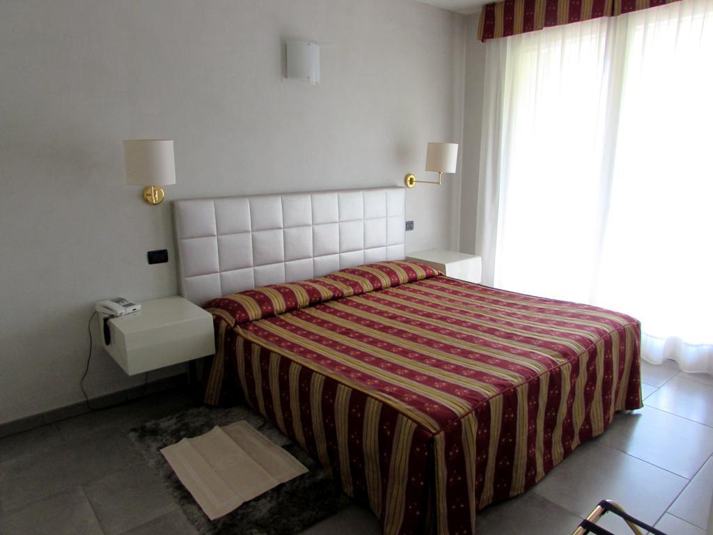 Hotel Dante Residence Mantova Exterior foto
